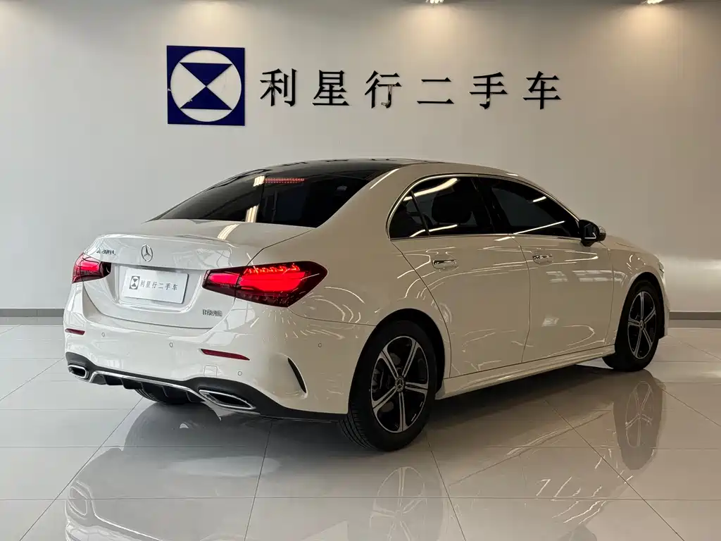 Mercedes-Benz A-Class 2023 — фото 5