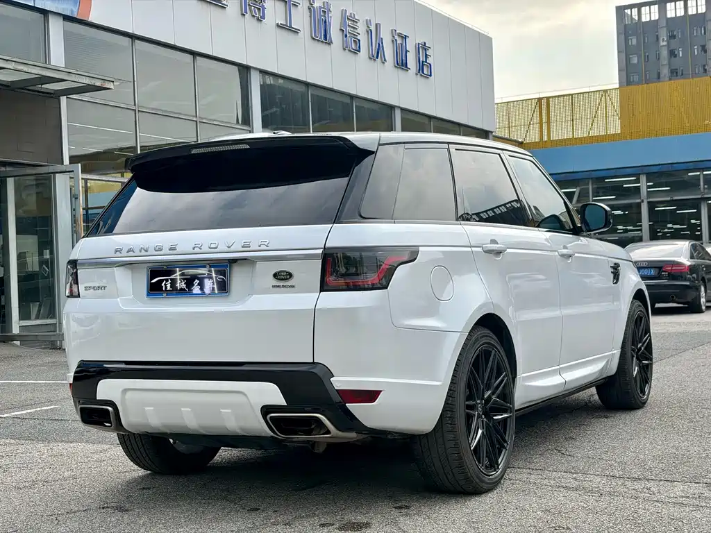 Land Rover Sport 2015 — фото 2