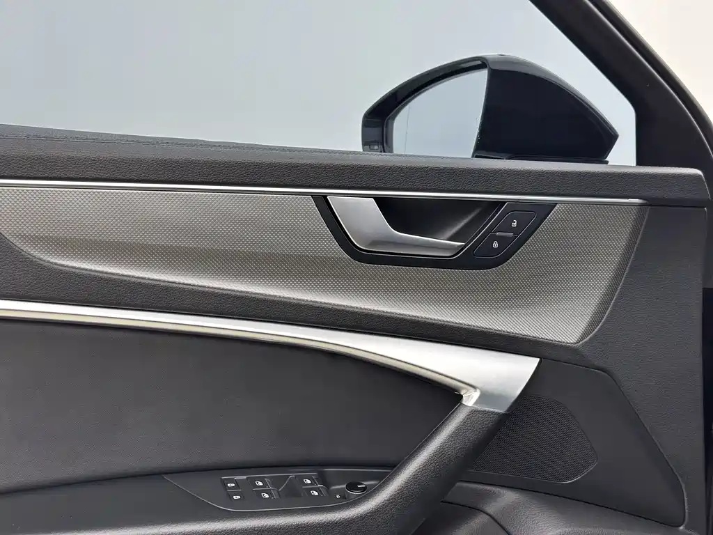 Audi A6L 2022 — фото 16