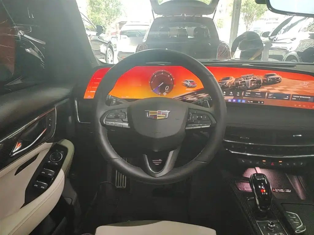 Cadillac CT5 2025 — фото 11