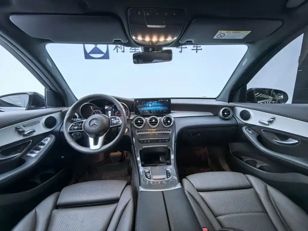 Mercedes-Benz GLC 2020 — фото 11