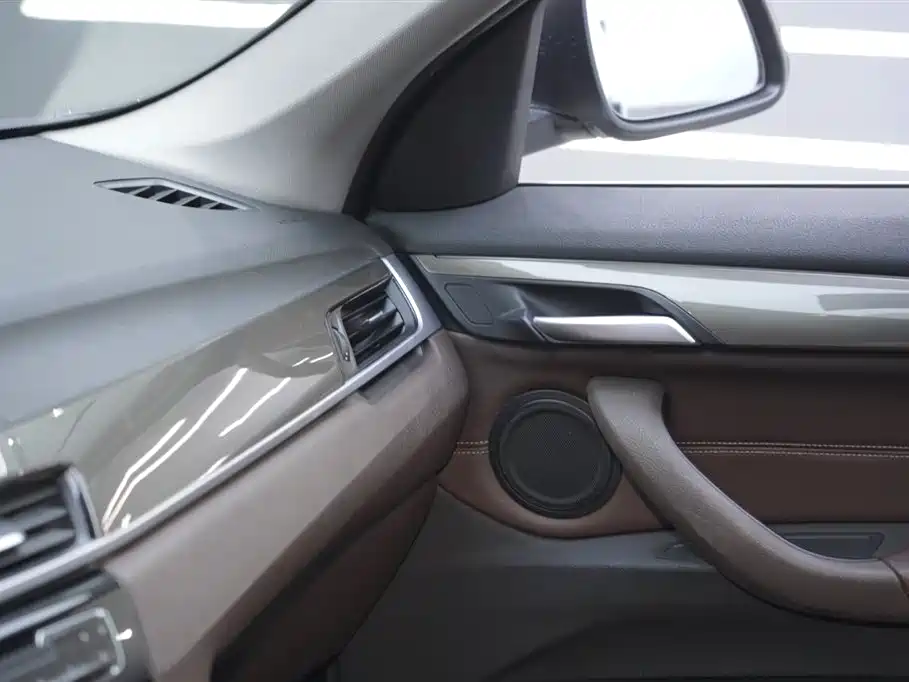 BMW X1 2019 — фото 17