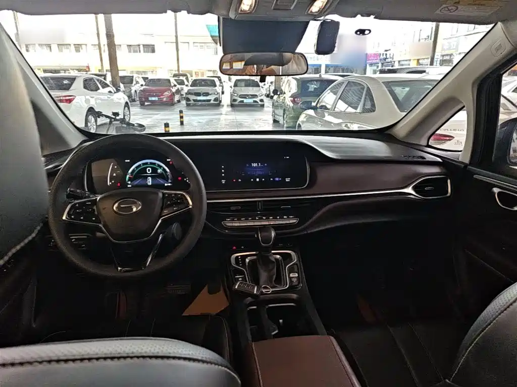 GAC Motor Trumpchi M6 2021 — фото 10