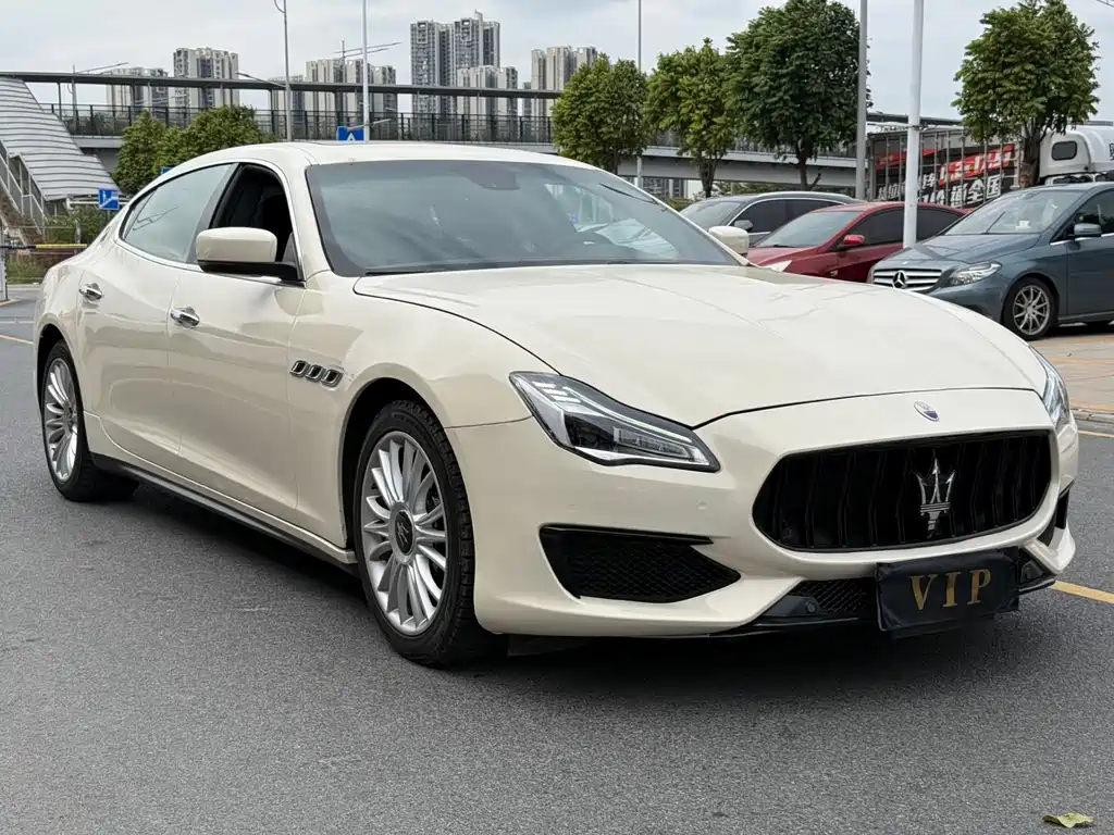Maserati Quattroporte 2016 — фото 3