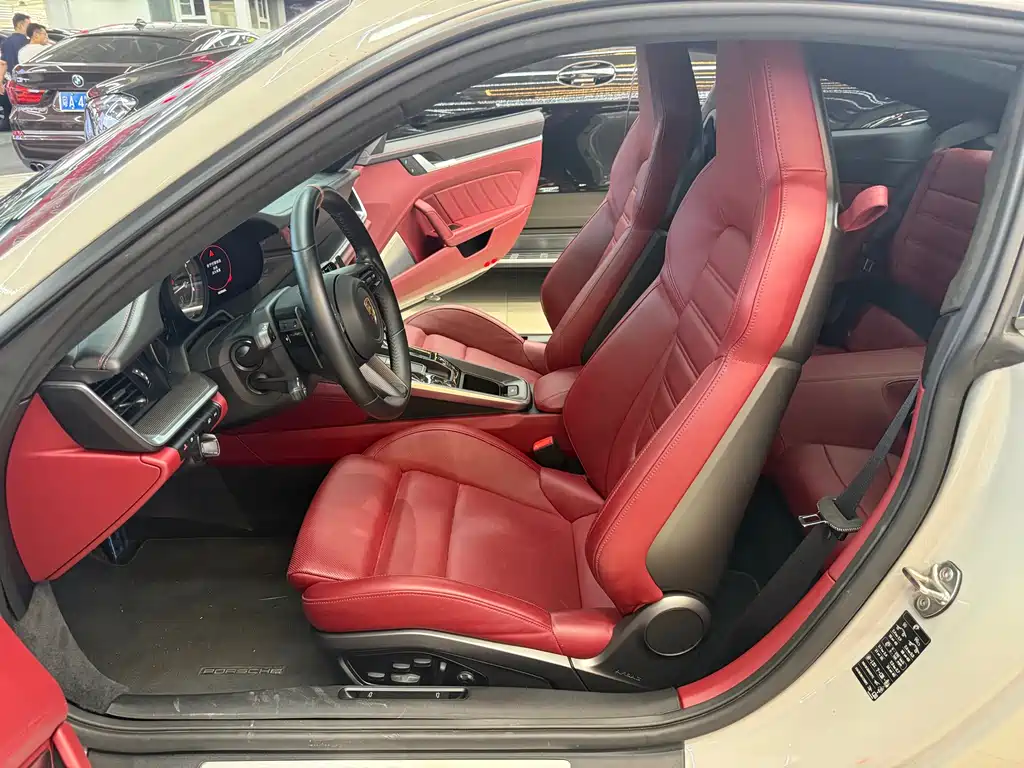 Porsche 911 2022