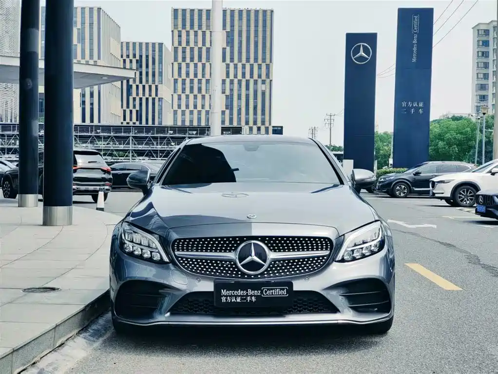 Mercedes-Benz C-Class 2020