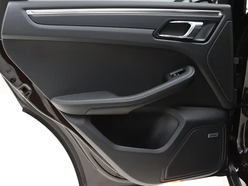 Porsche Macan 2020 — фото 27