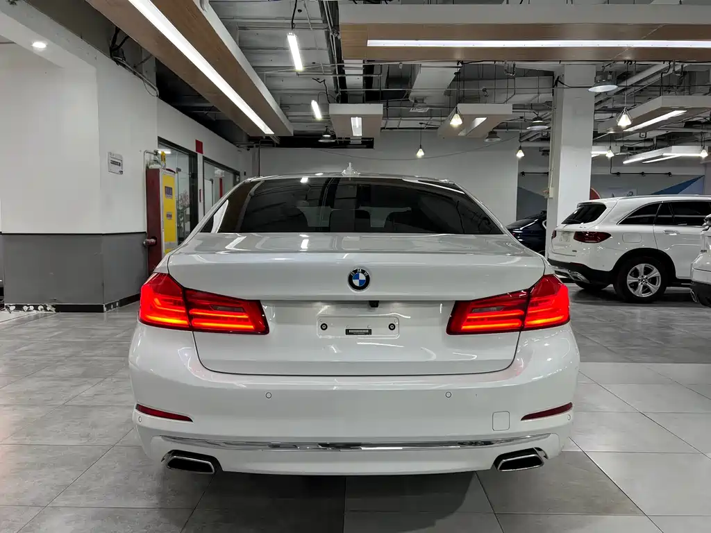 BMW 5 Series 2020