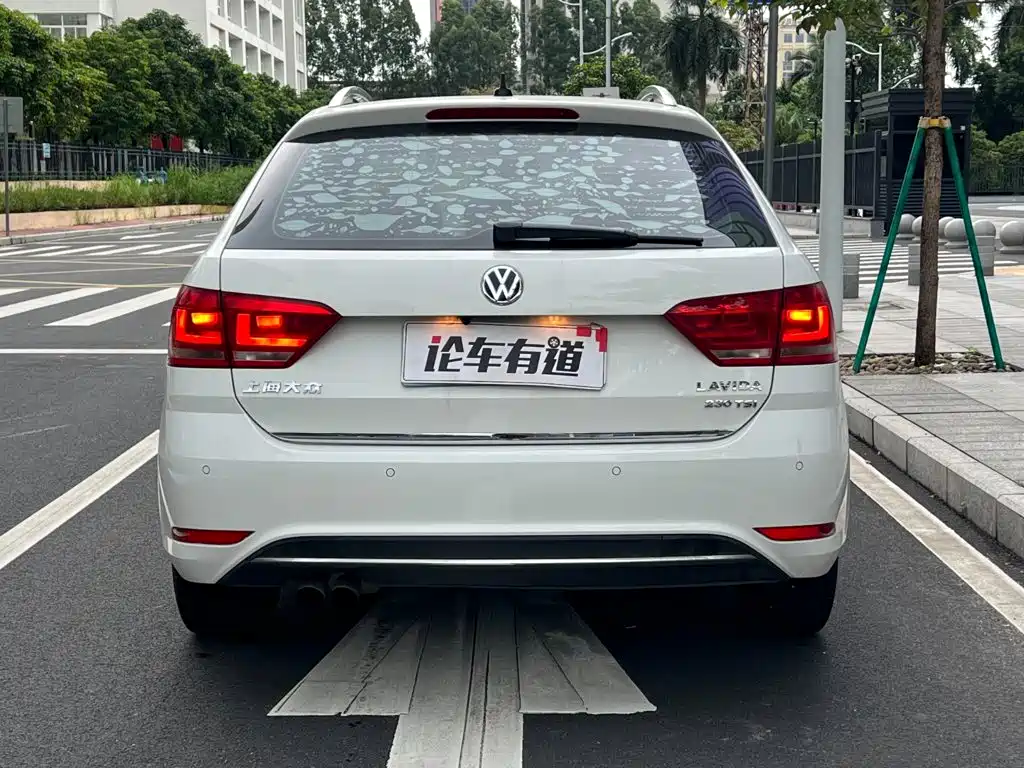 Volkswagen Gran Lavida 2016 — фото 25