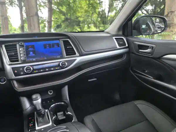Toyota Highlander 2018