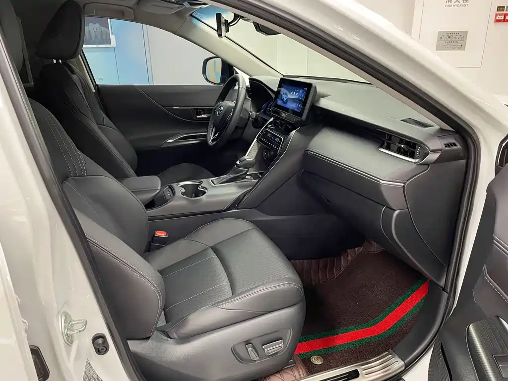 Toyota Harrier 2024 — фото 14