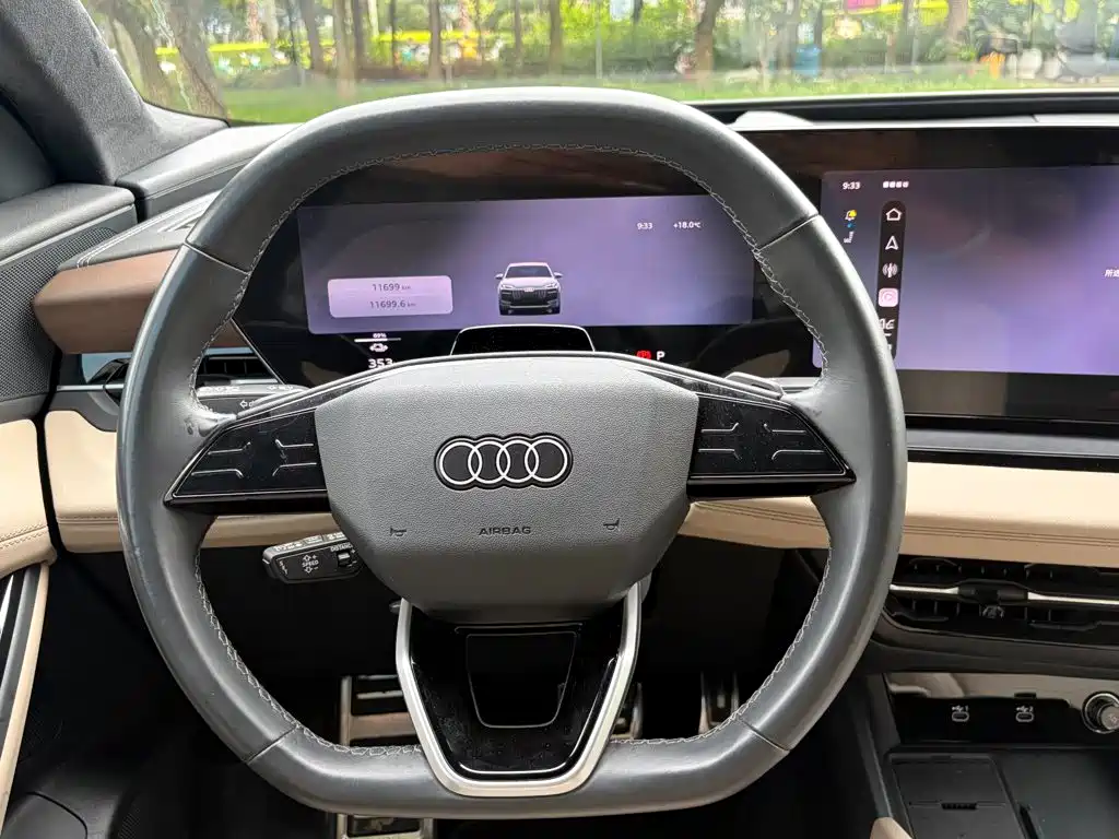 Audi Q6L E-Tron 2025 — фото 17