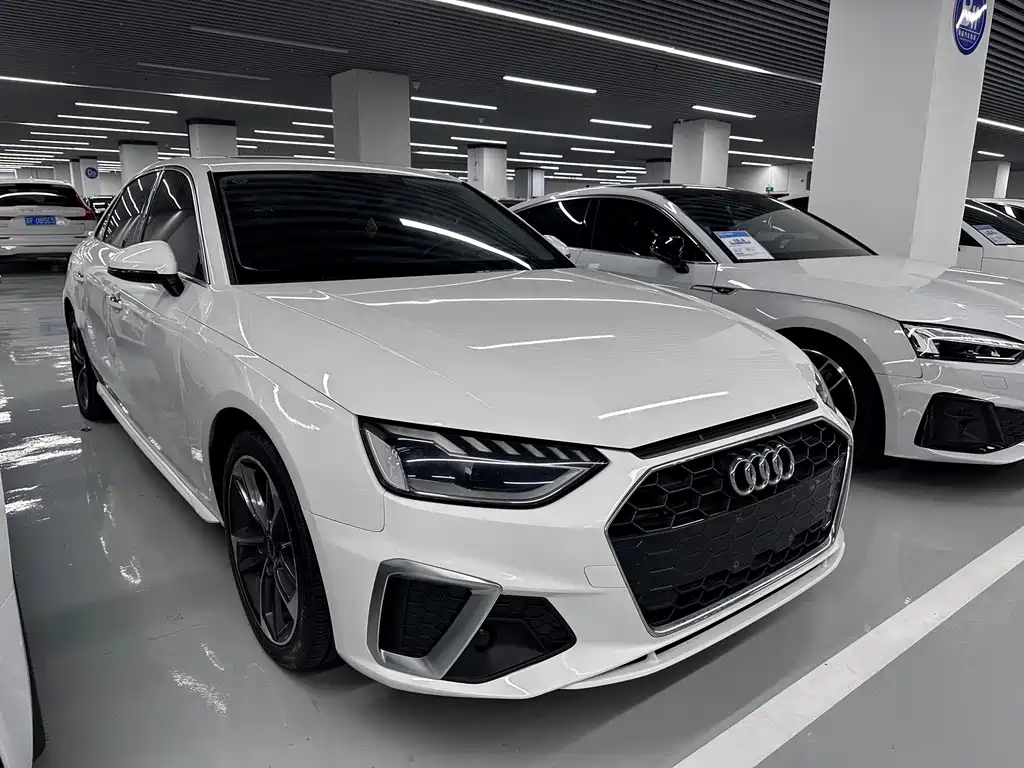 Audi A4L 2023