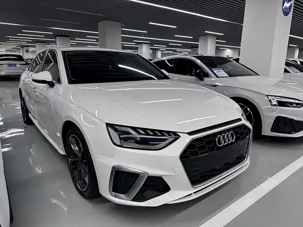 Audi A4L 2023