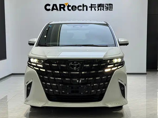 Toyota Alphard 2026