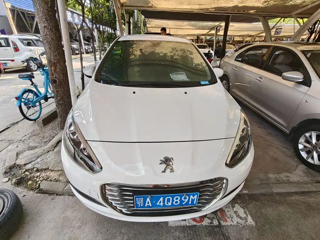 Peugeot 308 2014