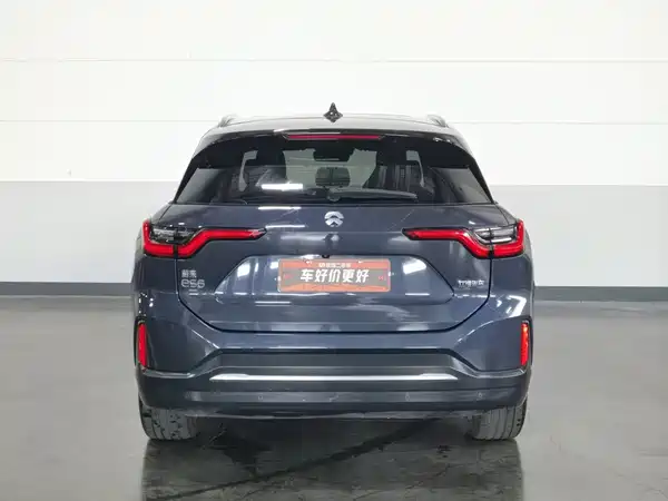 NIO ES6 2021