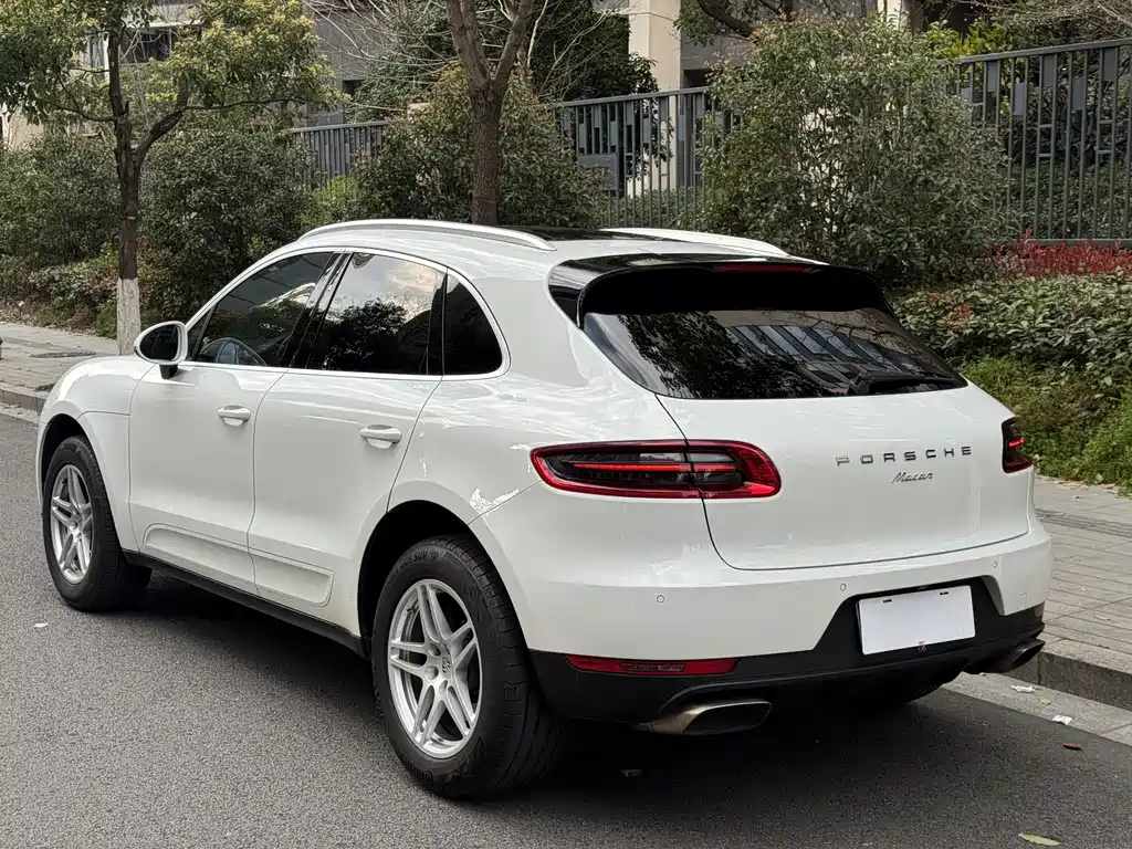 Porsche Macan 2015 — фото 8