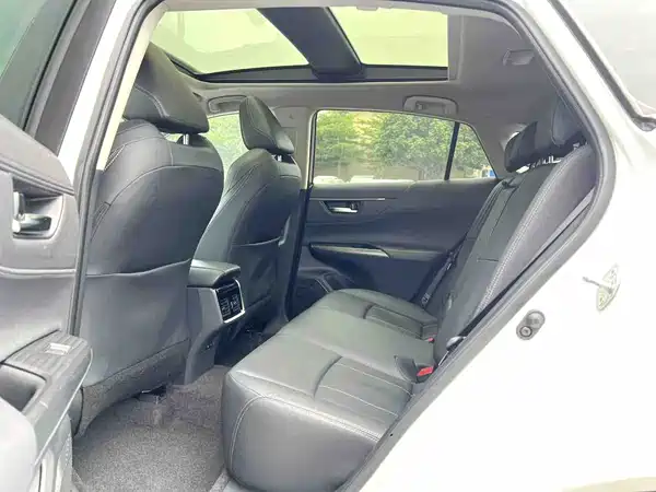 Toyota Harrier 2022