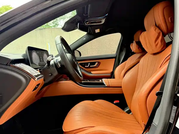 Mercedes-Benz S-Class 2023