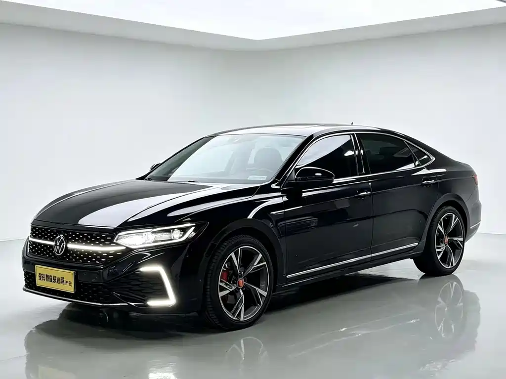Volkswagen Passat 2023