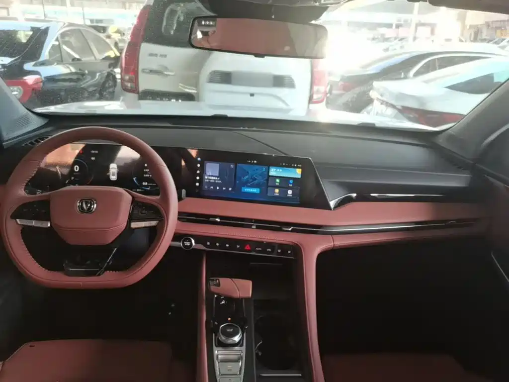 Changan CS75PLUS 2024 — фото 10