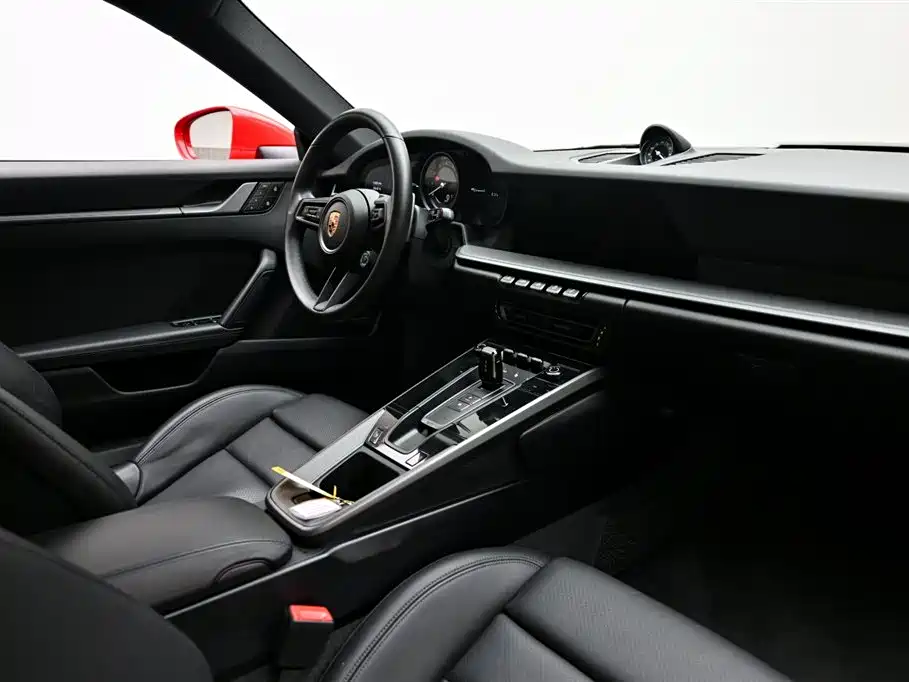 Porsche 911 2023 — фото 11