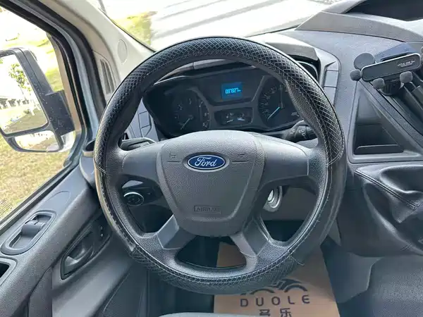 Ford Transit 2019