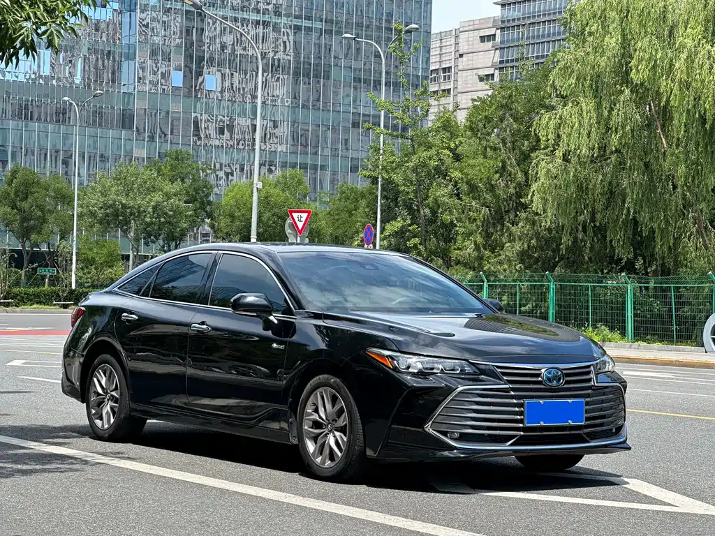 Toyota Avalon 2020 — фото 3