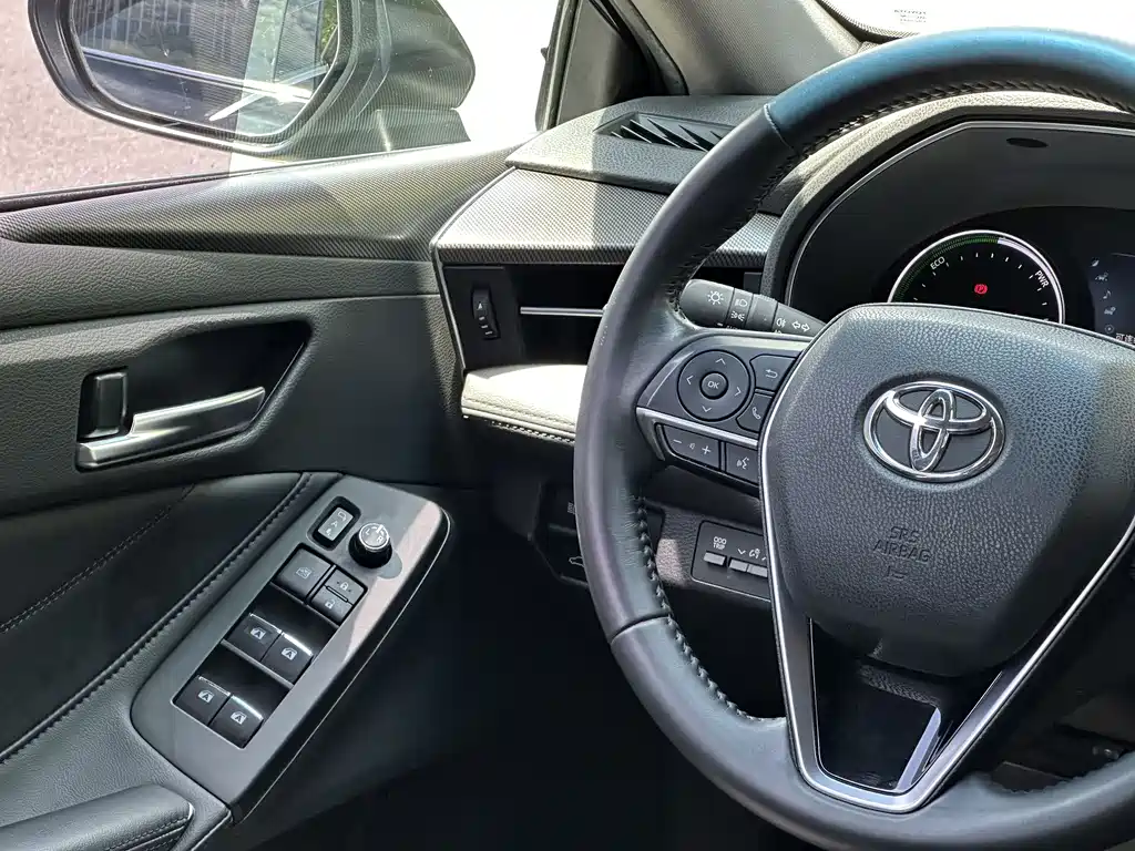 Toyota Avalon 2020 — фото 18