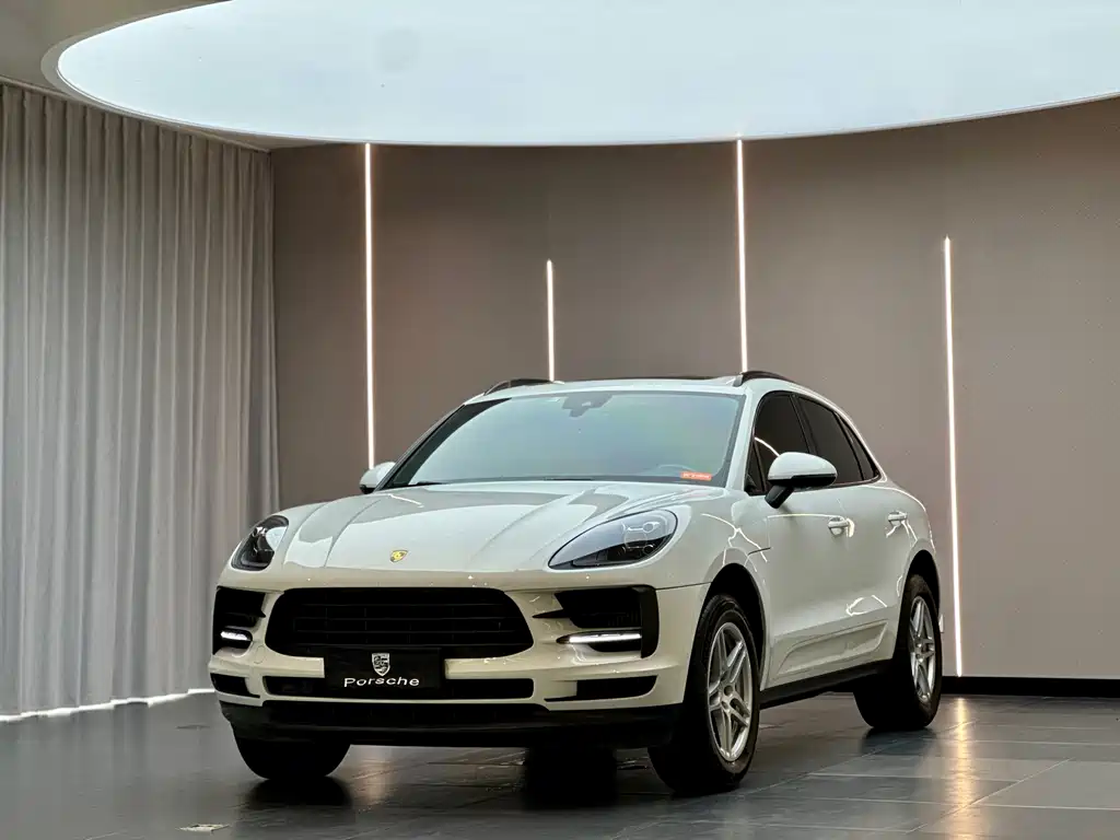 Porsche Macan 2020