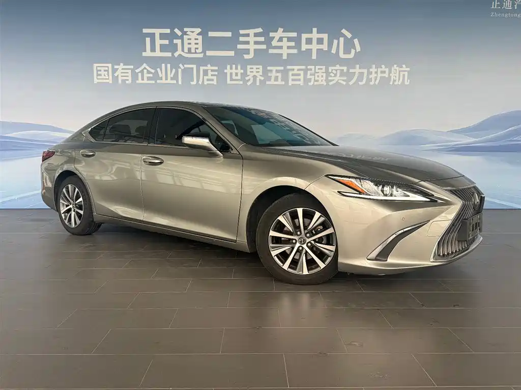 Lexus ES 2021 — фото 7