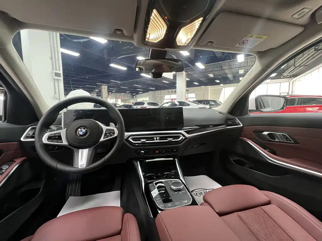 BMW 3 Series 2023 — фото 15