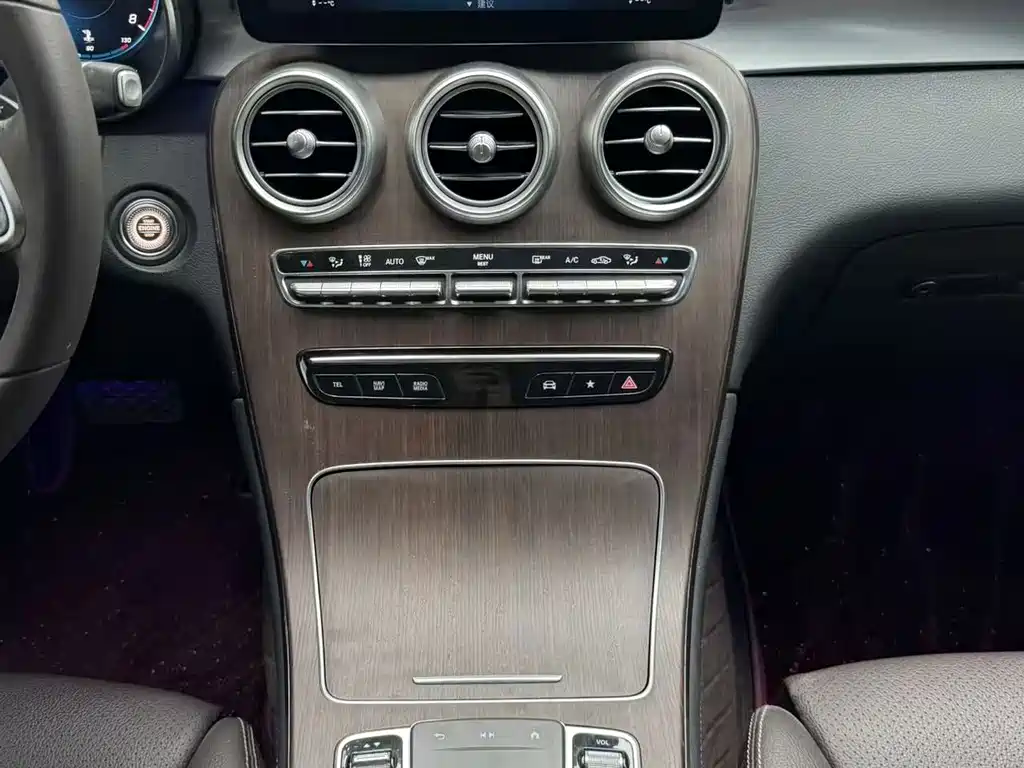 Mercedes-Benz GLC 2020 — фото 12