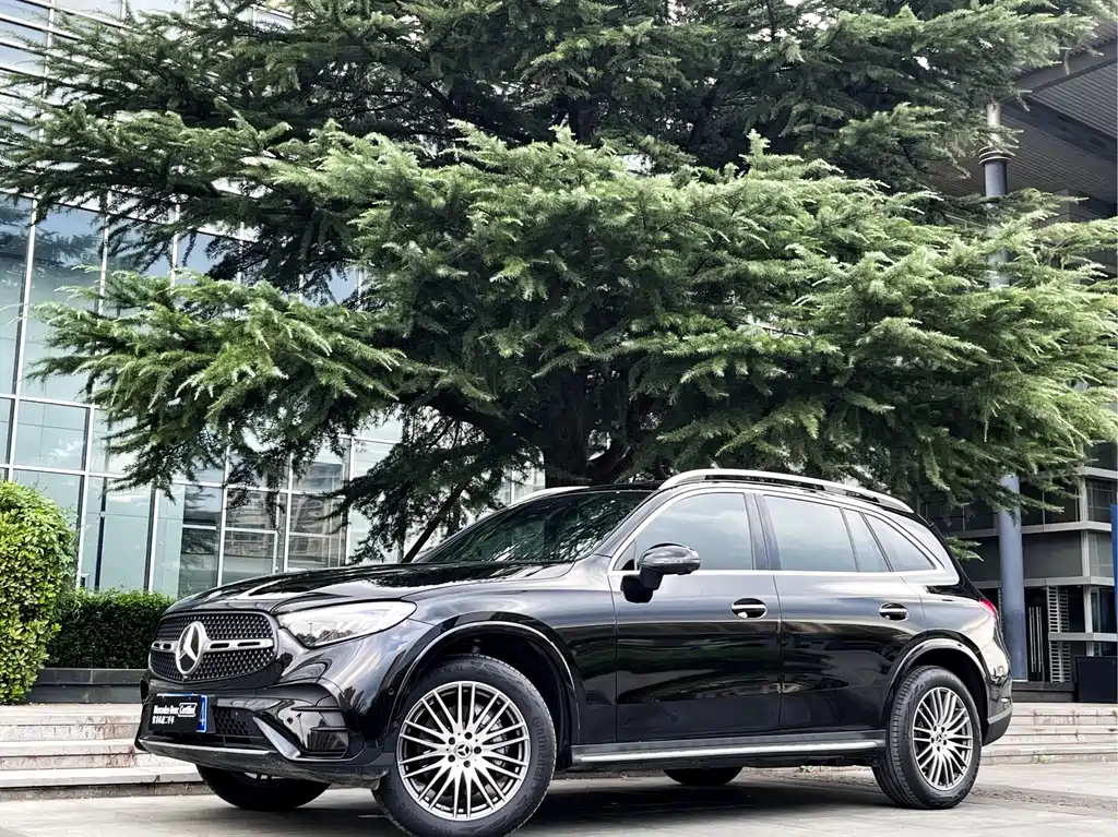 Mercedes-Benz GLC 2025