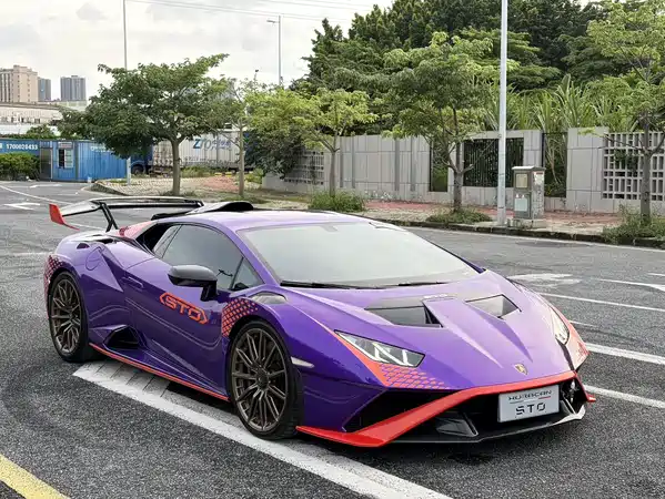 Lamborghini Huracan 2023