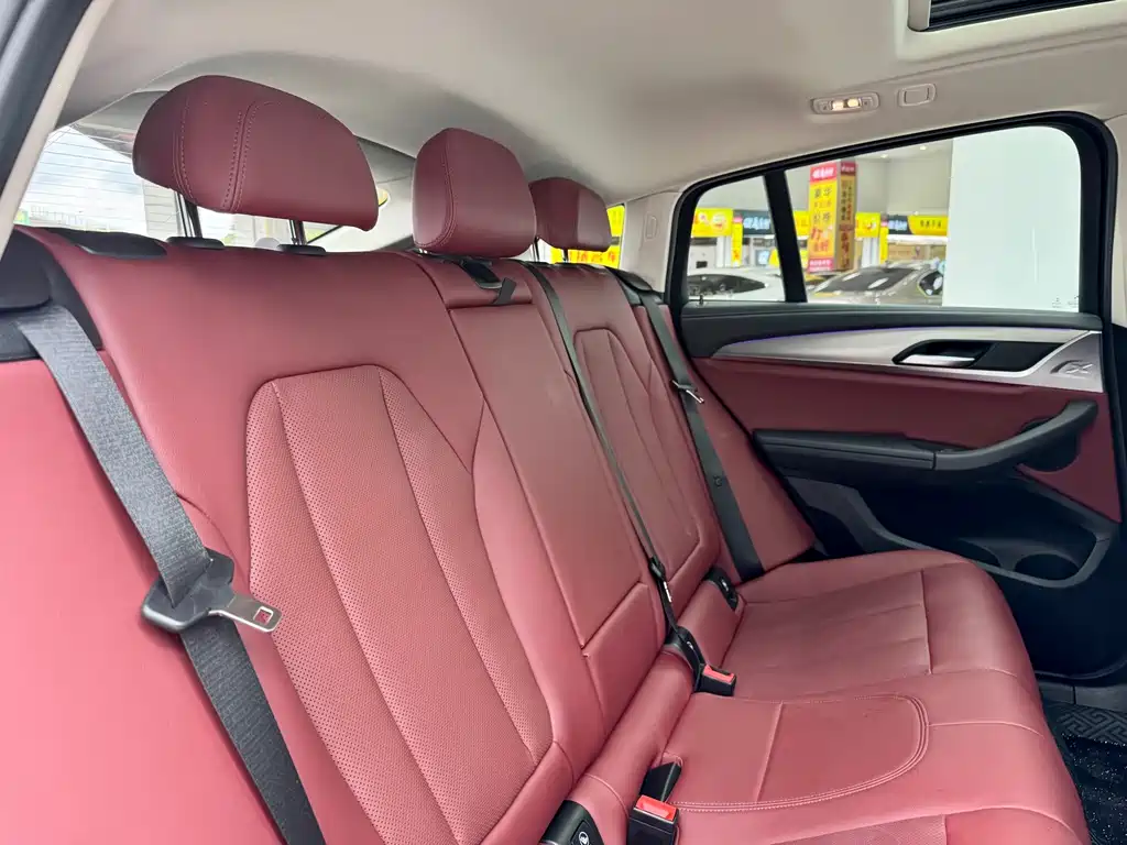BMW X4 2022 — фото 10