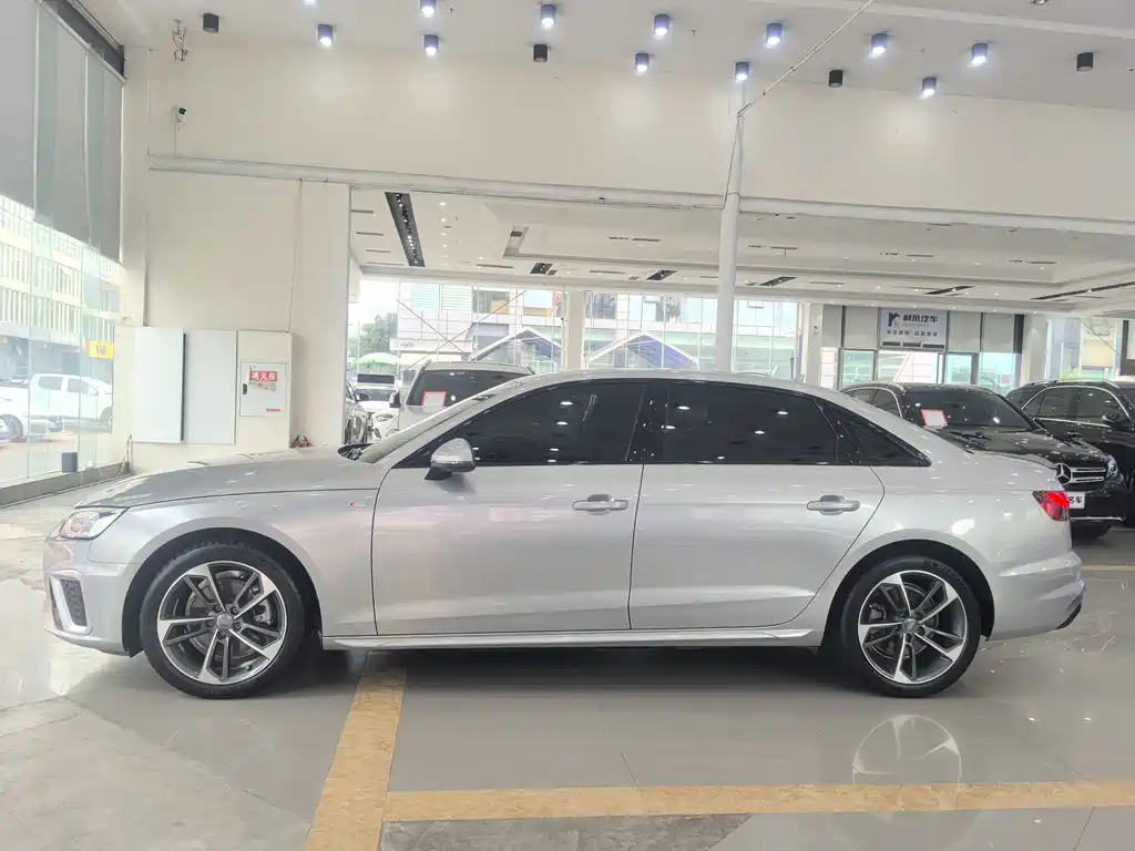 Audi A4L 2022