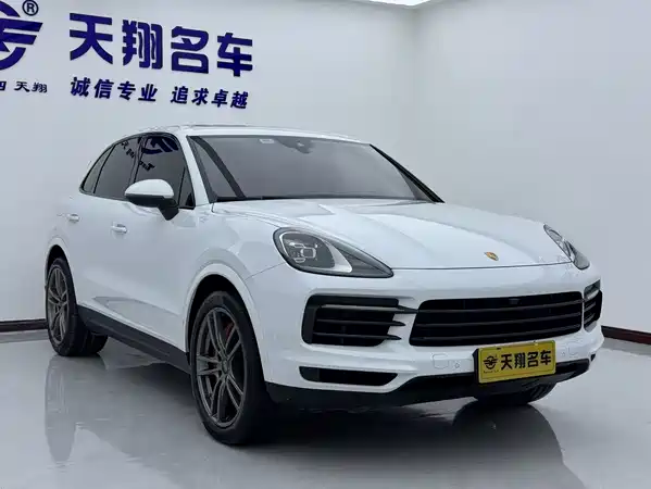 Porsche Cayenne 2023