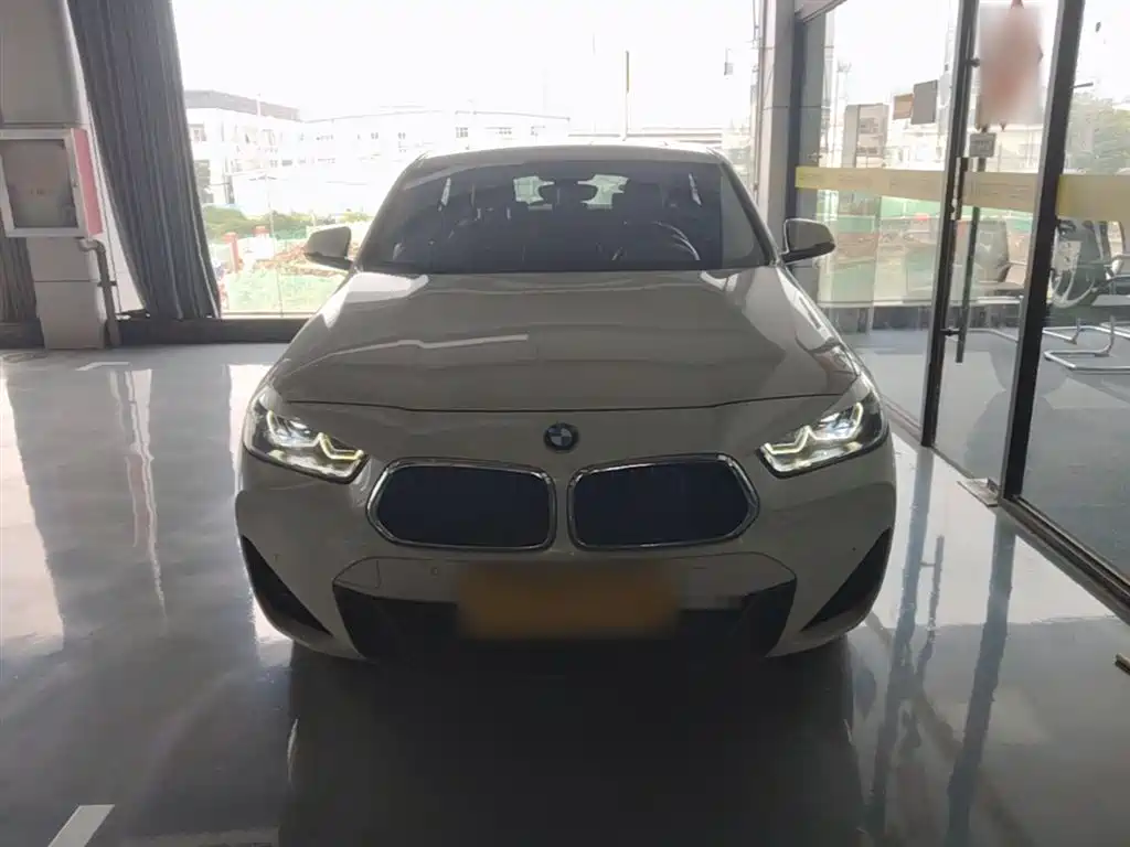 BMW X2 2022 — фото 3