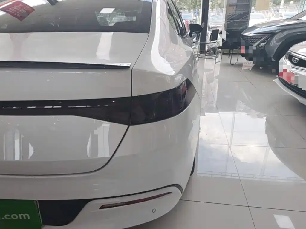 BYD Qin PLUS 2025 — фото 8