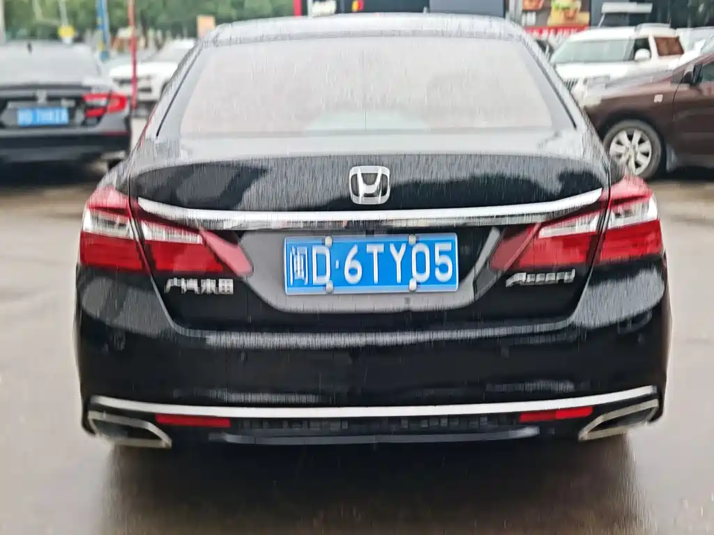 Honda Accord 2018 — фото 5