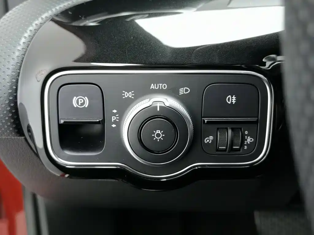 Mercedes-Benz A-Class 2020 — фото 21