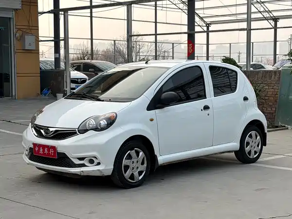 BYD F0 2015