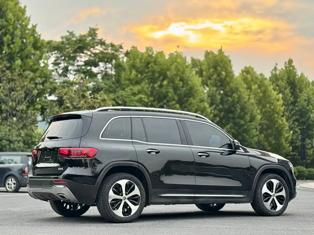 Mercedes-Benz GLB 2022
