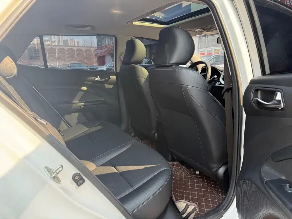 Kia KX1 2024 — фото 10
