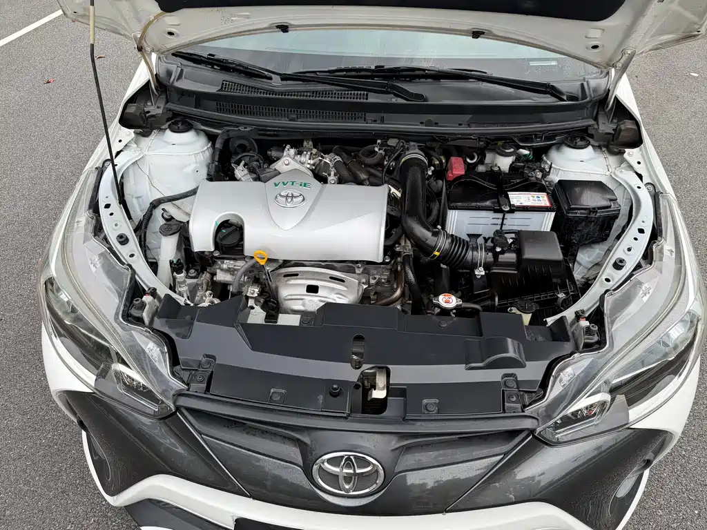 Toyota Yaris L 2019 — фото 19