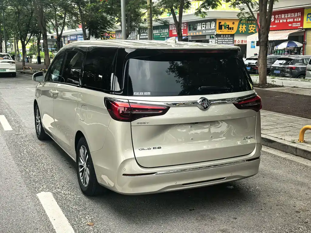 Buick GL8 2021