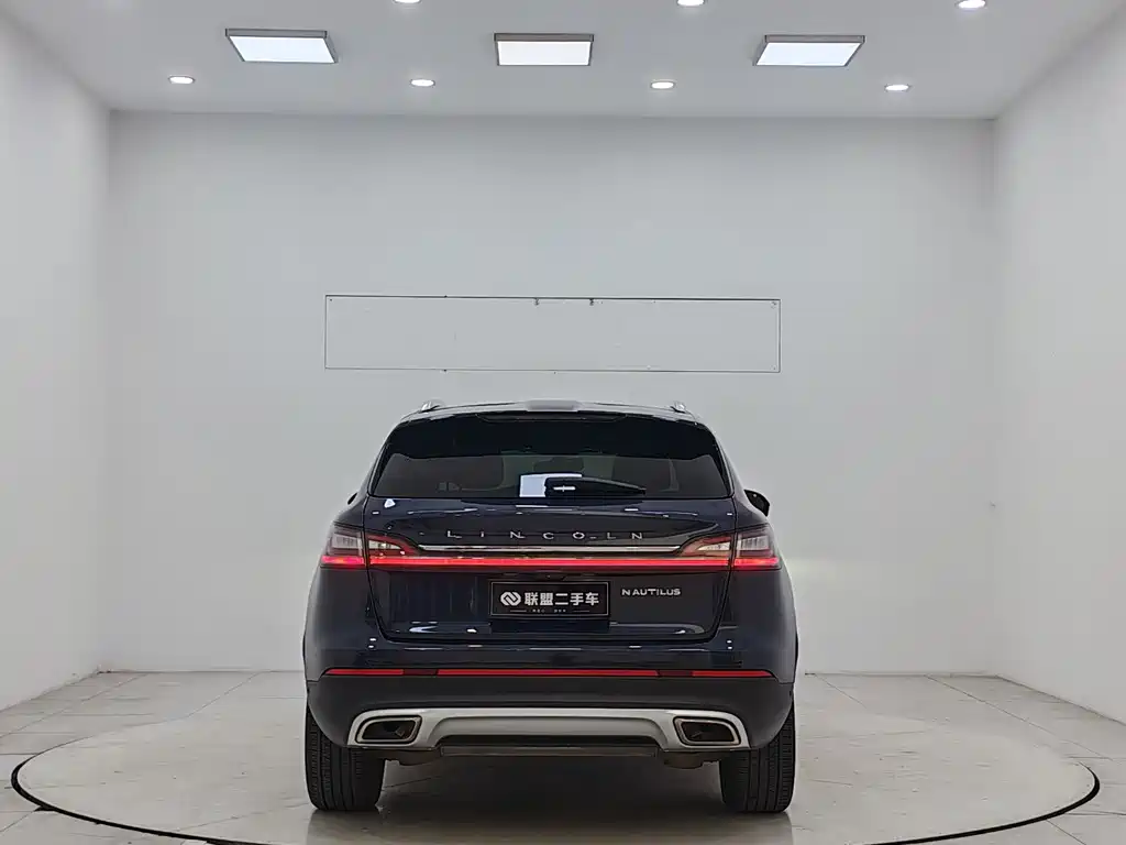 Lincoln Nautilus 2022