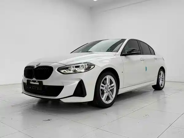 BMW 1 Series 2021